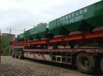 大型圓形液壓跳汰機(jī)發(fā)貨到印度尼西亞